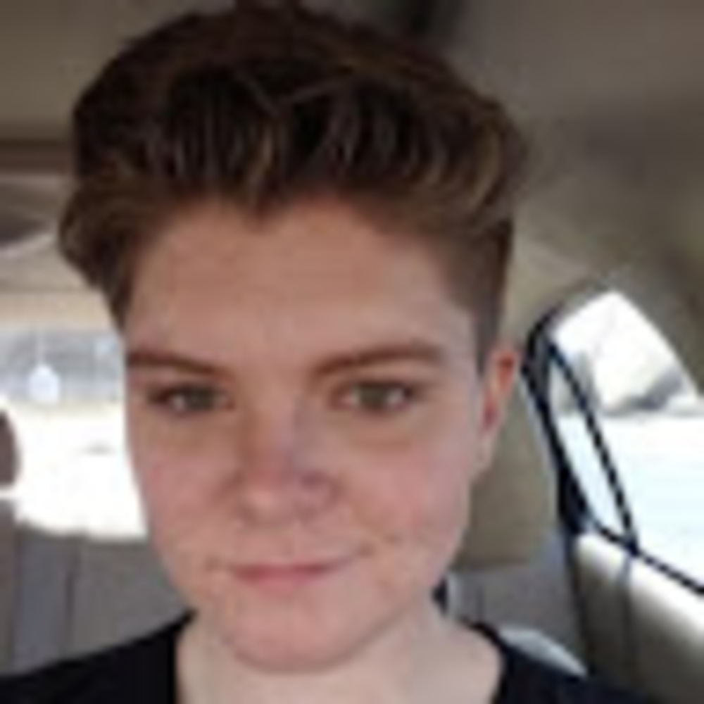 Meet your Posher, Hailey
